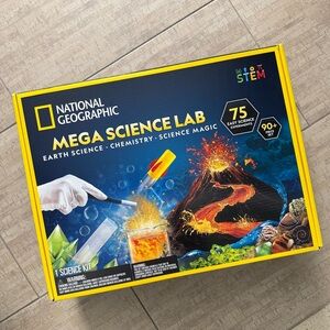 Brand new National Geographic Mega Science Lab Kit
